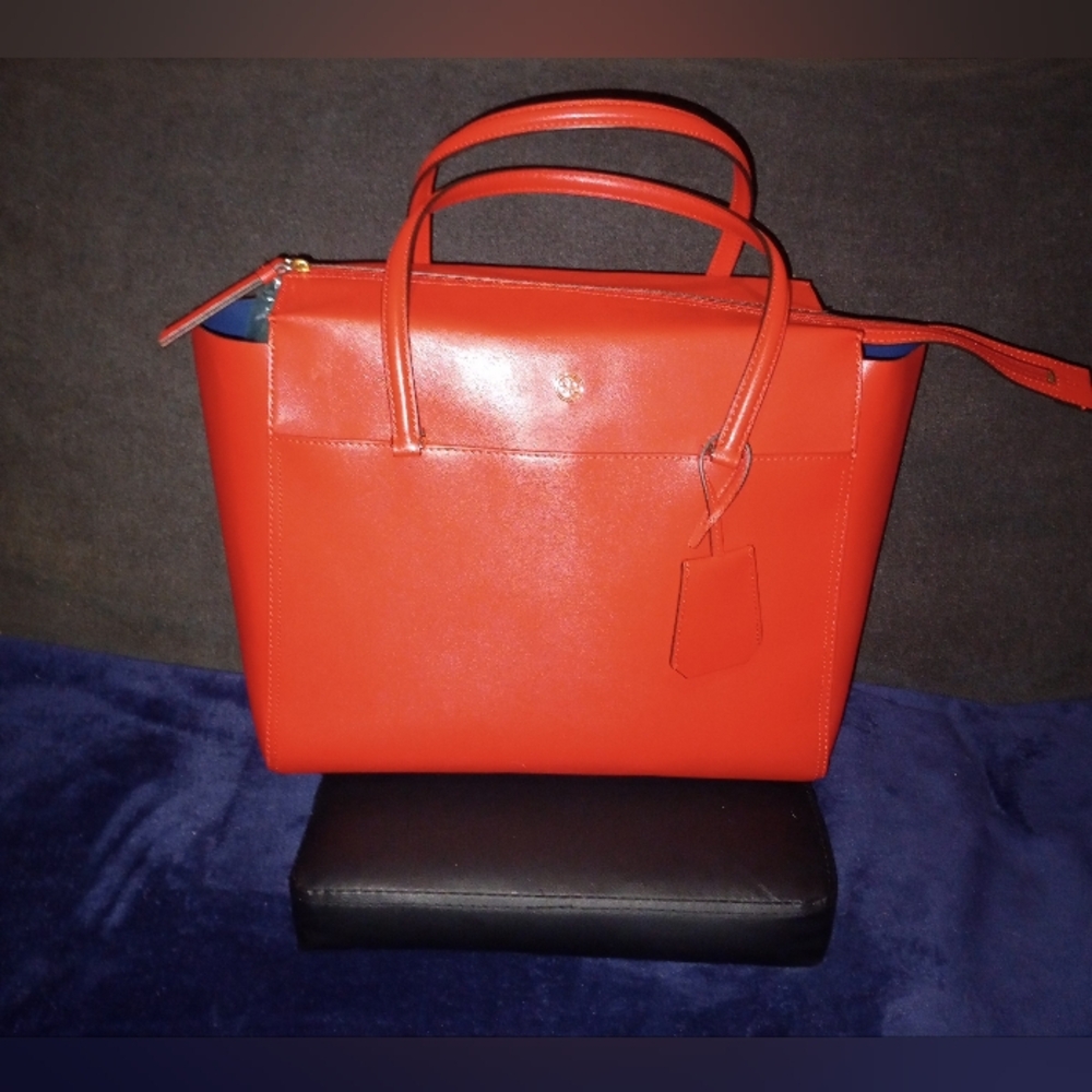 NWOT Tory Buch Parker Leather Tote Large